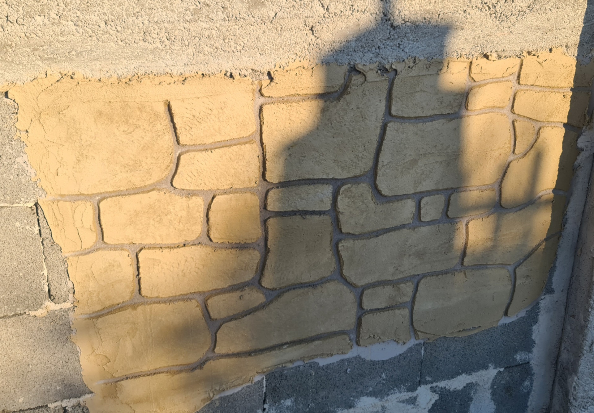 Decorazione murale effetto pietra